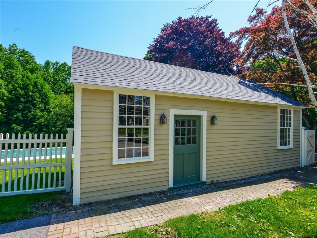 137 Great Road North Smithfield, RI 02896 - Photo 31 of 39