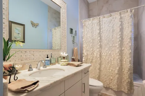 $3,150,000 | 2409 Northeast 12th Street, Fort Lauderdale, FL 33304