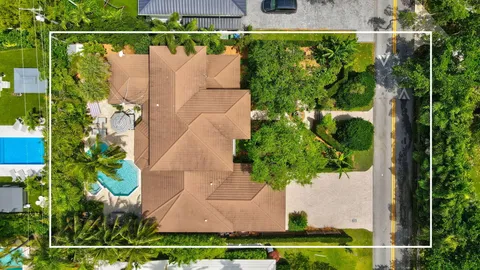 $3,150,000 | 2409 Northeast 12th Street, Fort Lauderdale, FL 33304