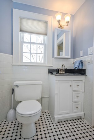 32 Mills Road Needham, MA 02494 - Photo 11 of 13