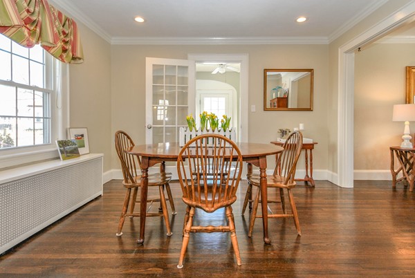 32 Mills Road Needham, MA 02494 - Photo 4 of 13