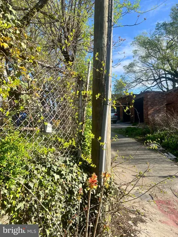 a view of yard with outdoor seating