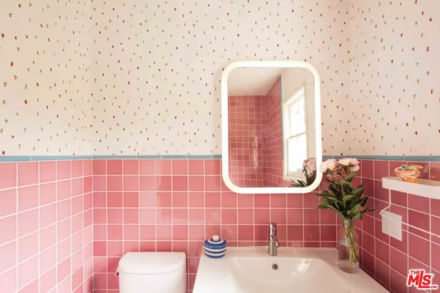 $7,100 | 881 Cumberland Road, Glendale, CA 91202