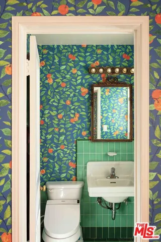 $7,100 | 881 Cumberland Road, Glendale, CA 91202