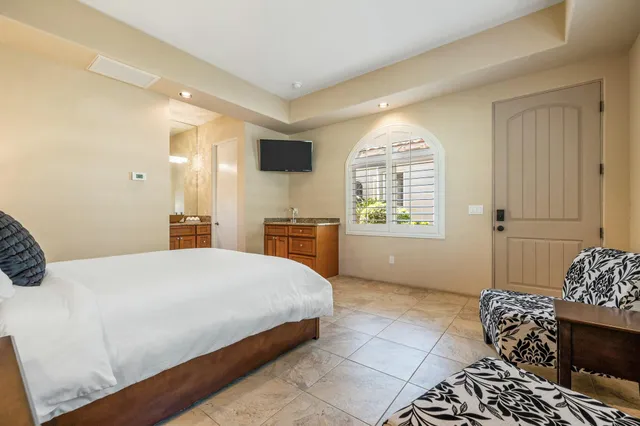 $9,000 | 48474 Vista Palomino, La Quinta, CA 92253