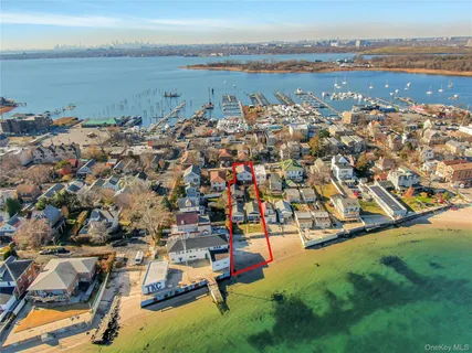 $1,100,000 | 512 Minnieford Avenue | City Island