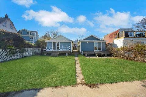 $1,100,000 | 512 Minnieford Avenue | City Island