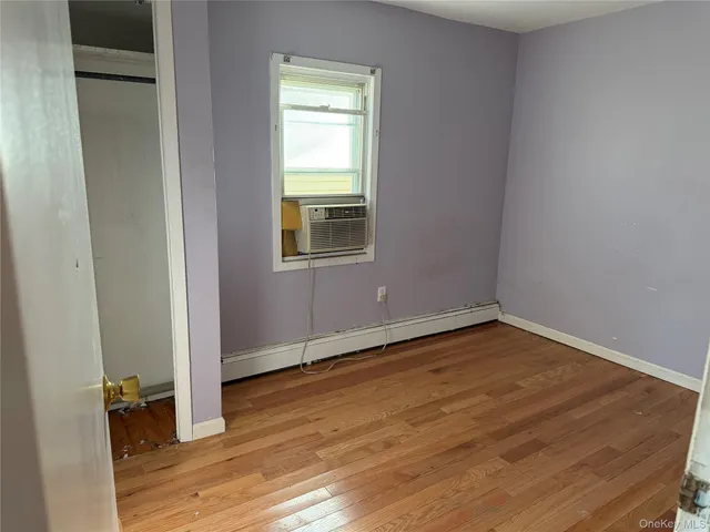 $1,100,000 | 512 Minnieford Avenue | City Island