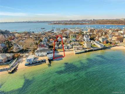 $1,100,000 | 512 Minnieford Avenue | City Island
