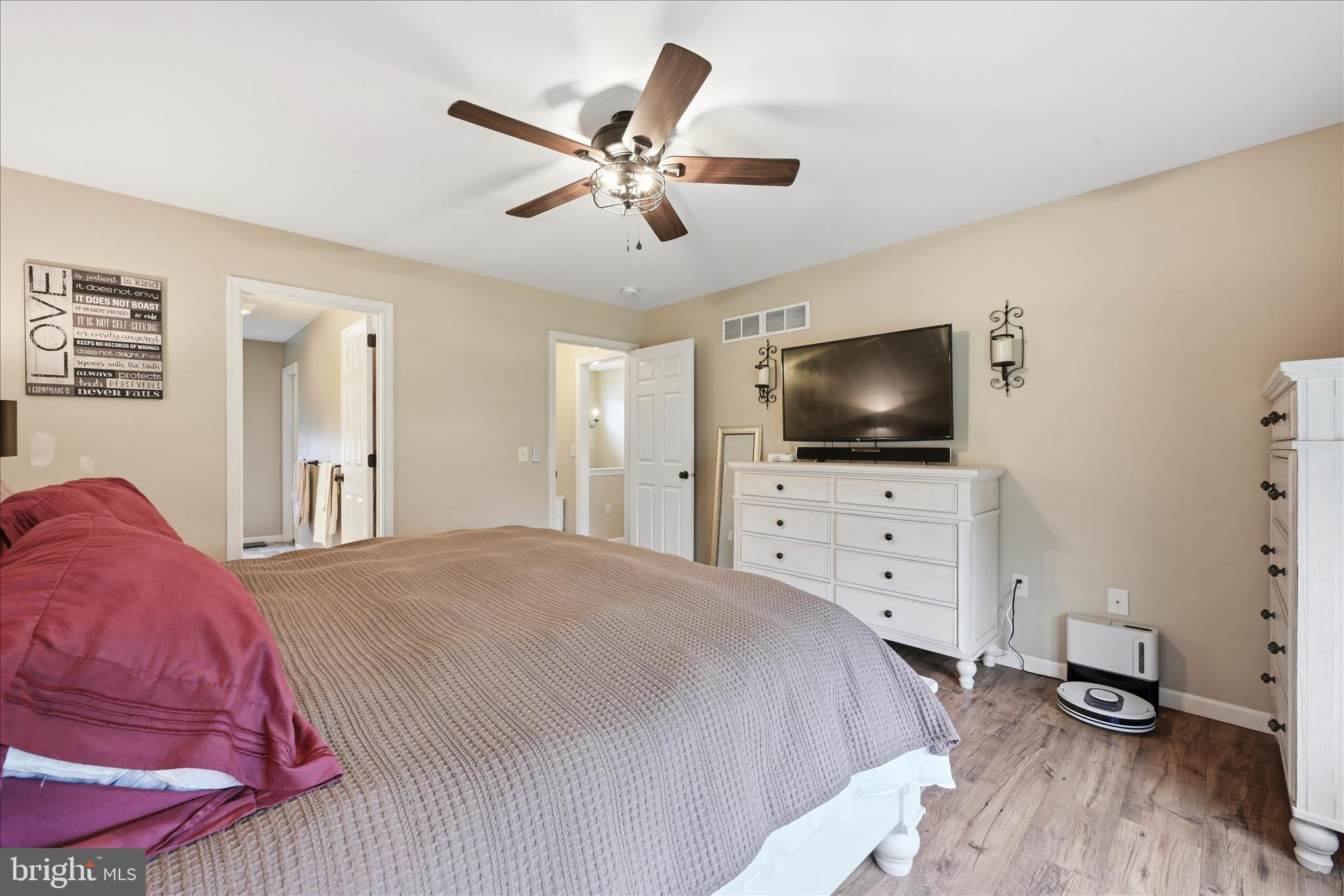 1363 Perry Drive Denver, PA 17517 - Photo 11 of 28 Primary Bedroom