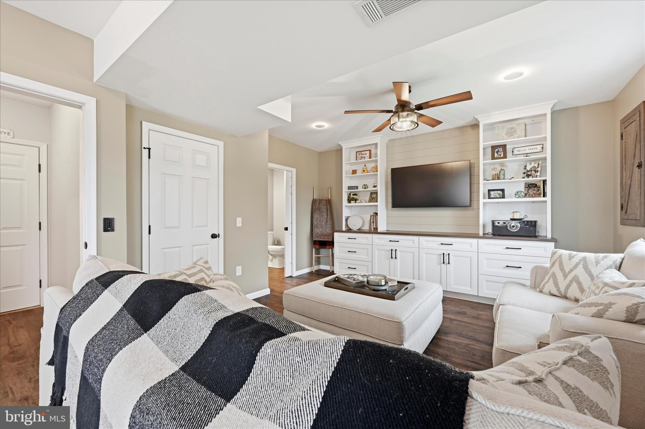 1363 Perry Drive Denver, PA 17517 - Photo 19 of 28 Family Room