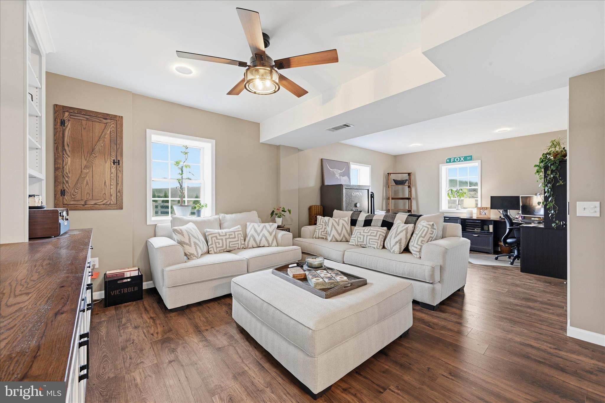 1363 Perry Drive Denver, PA 17517 - Photo 20 of 28 Family Room