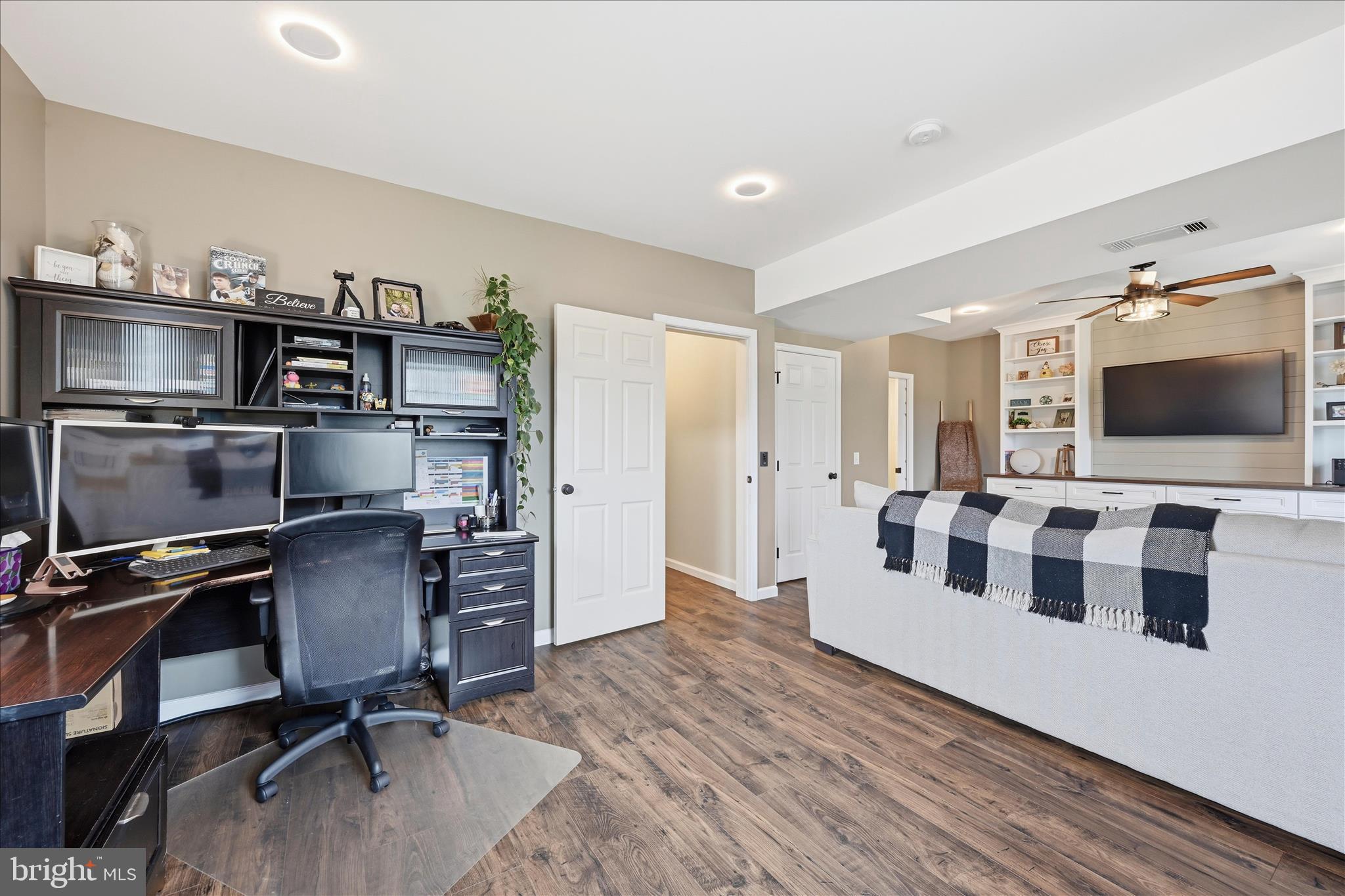 1363 Perry Drive Denver, PA 17517 - Photo 21 of 28 Family Room