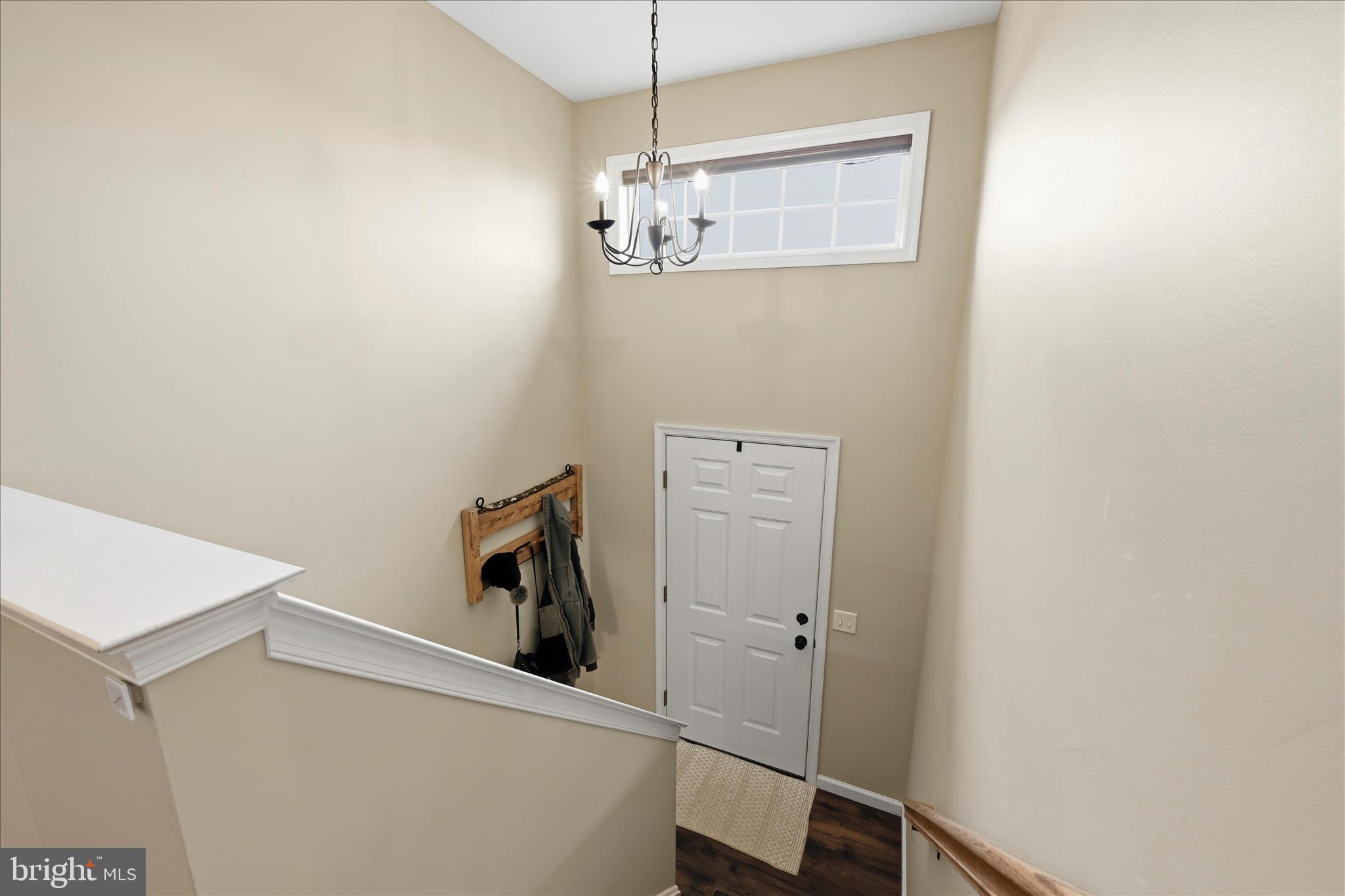 1363 Perry Drive Denver, PA 17517 - Photo 4 of 28 Foyer