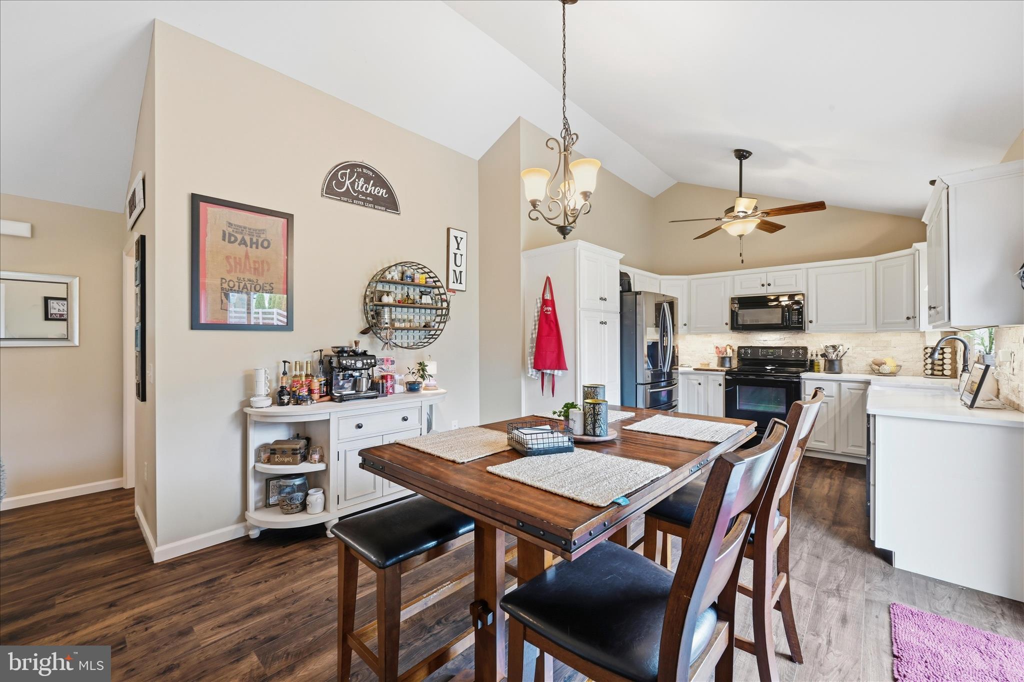 1363 Perry Drive Denver, PA 17517 - Photo 7 of 28 Dining