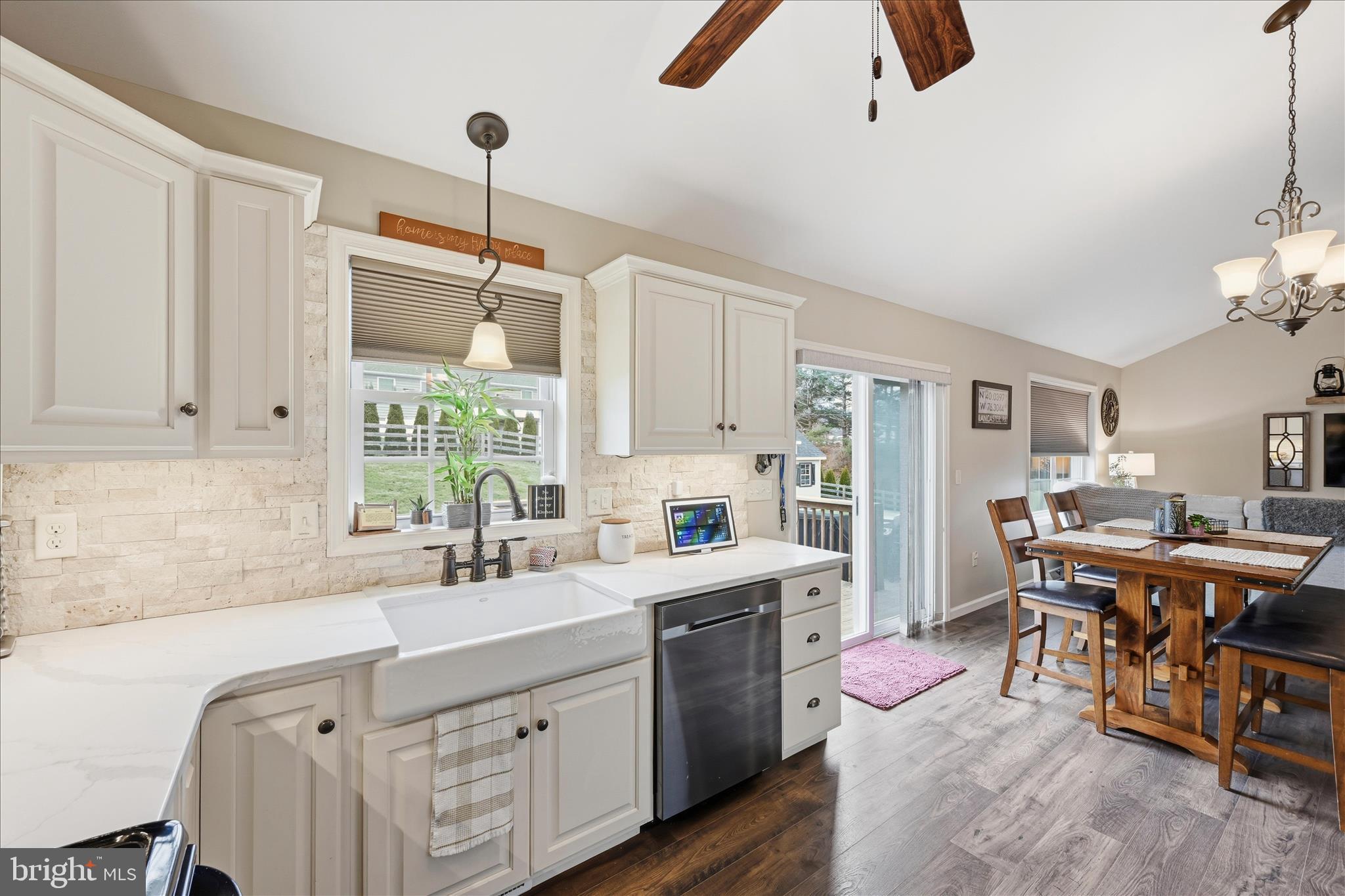 1363 Perry Drive Denver, PA 17517 - Photo 9 of 28 Kitchen/Dining