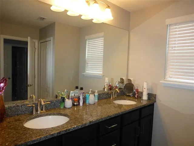 $2,700 | 10454 Whittington Court, Largo, FL 33771