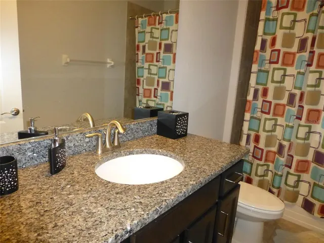 $2,700 | 10454 Whittington Court, Largo, FL 33771