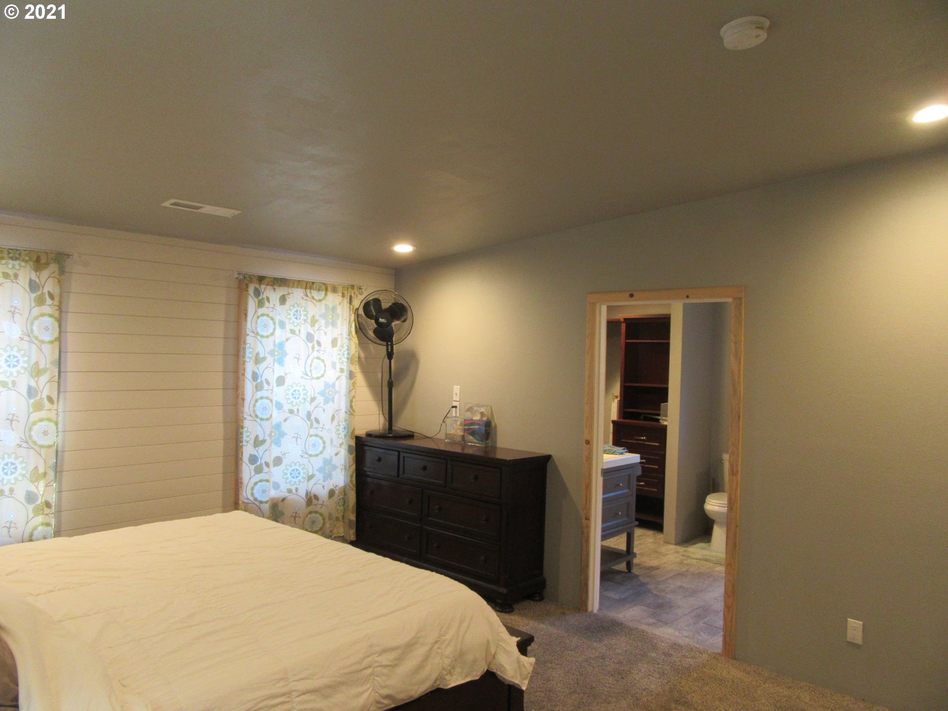 27657 Siuslaw Road Lorane, OR 97451 - Photo 11 of 18 Gallery Image 11