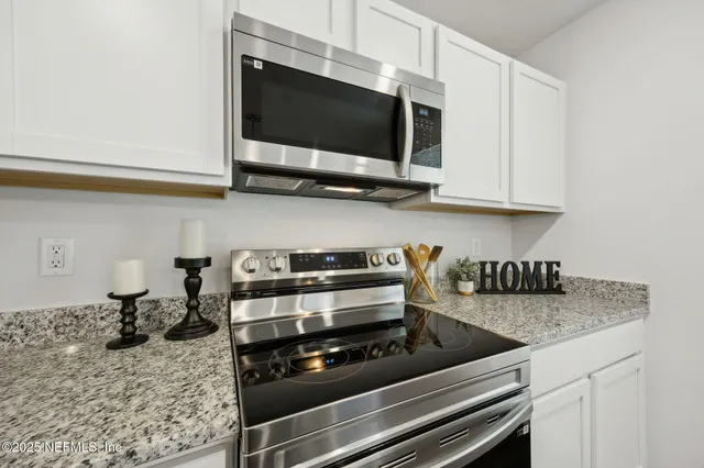 $259,900 | 8649 Nussbaum Drive, Jacksonville, FL 32210