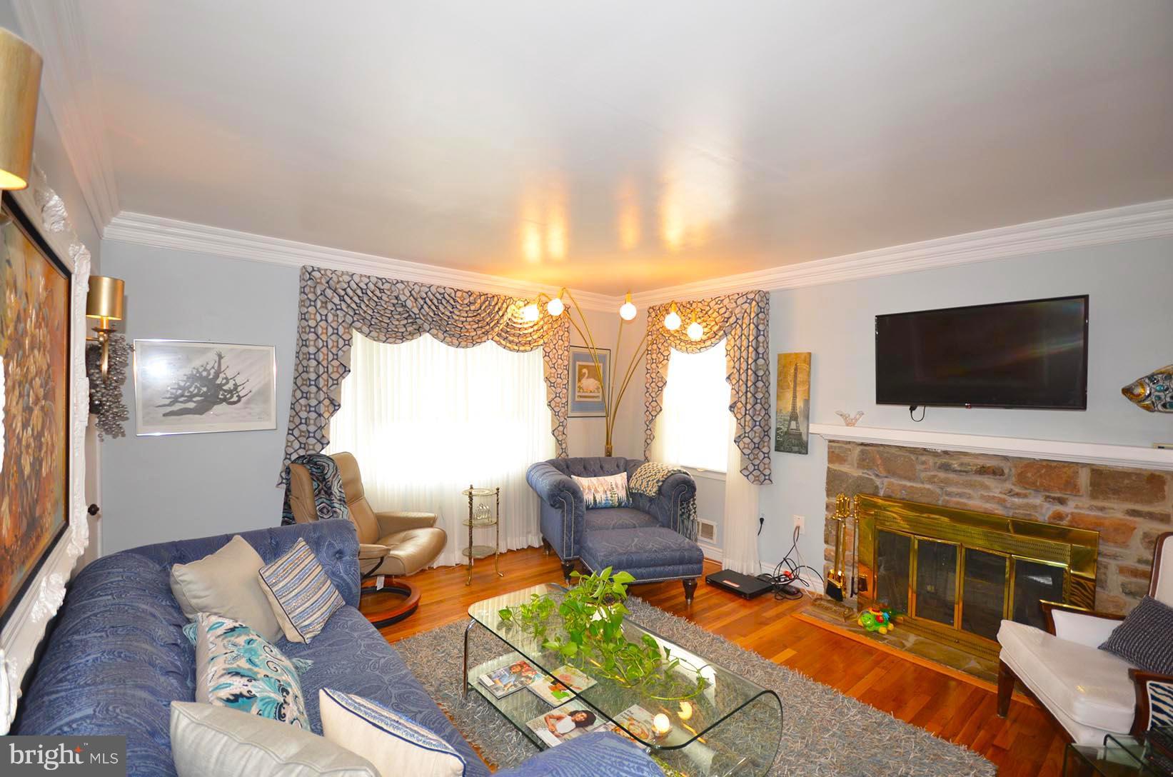8823 Liberty Road Randallstown, MD 21133 - Photo 4 of 13 1st Unit Living Room