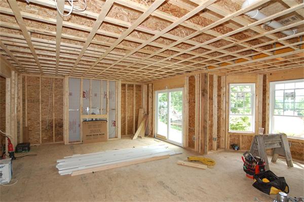 21 Hillcrest Road Waltham, MA 02451 - Photo 5 of 8 a spacious bedroom with a bed and a window