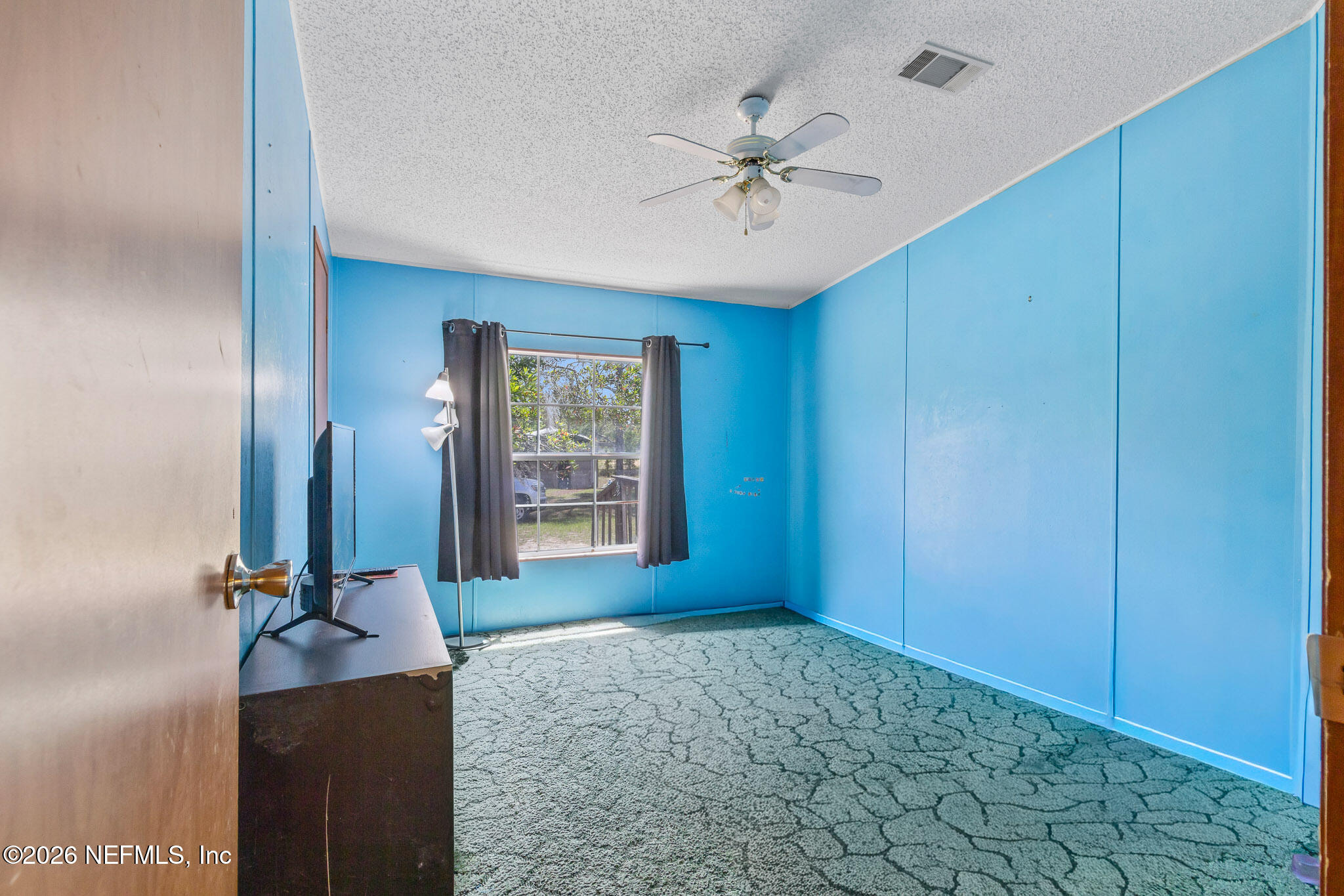 671 Cousintown Road Interlachen, FL 32148 - Photo 15 of 17 671COUSINTOWNRD_MLS-38