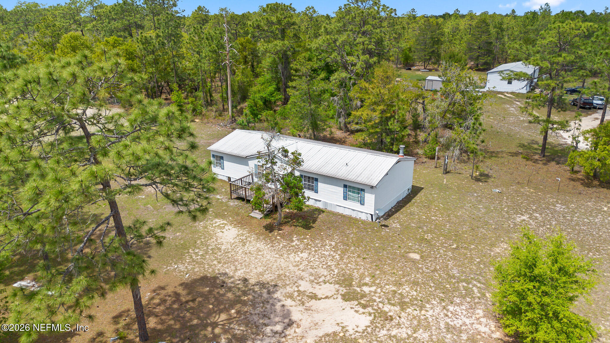 671 Cousintown Road Interlachen, FL 32148 - Photo 2 of 17 671COUSINTOWNRD_MLS-1