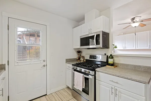 $2,399,000 | 10800 Calle Real, Goleta, CA 93117