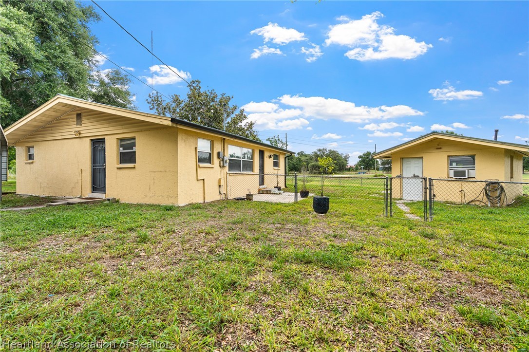1690 North Tower Road Avon Park, FL 33825 - Photo 5 of 17
