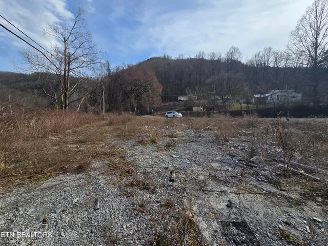 $55,000 | 8426 Highway 421, Pennington Gap, VA 24277