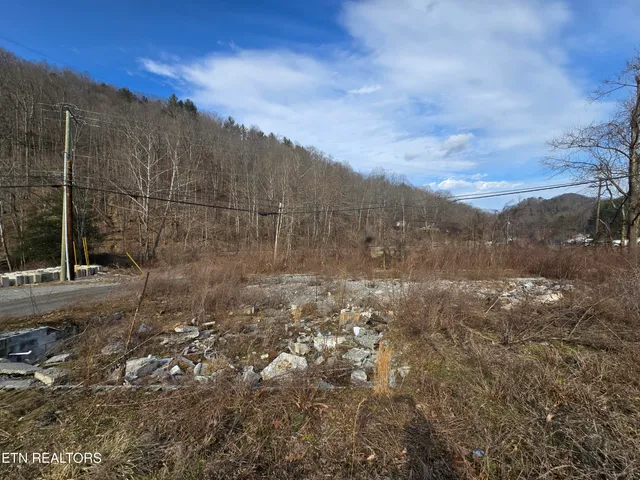 $55,000 | 8426 Highway 421, Pennington Gap, VA 24277