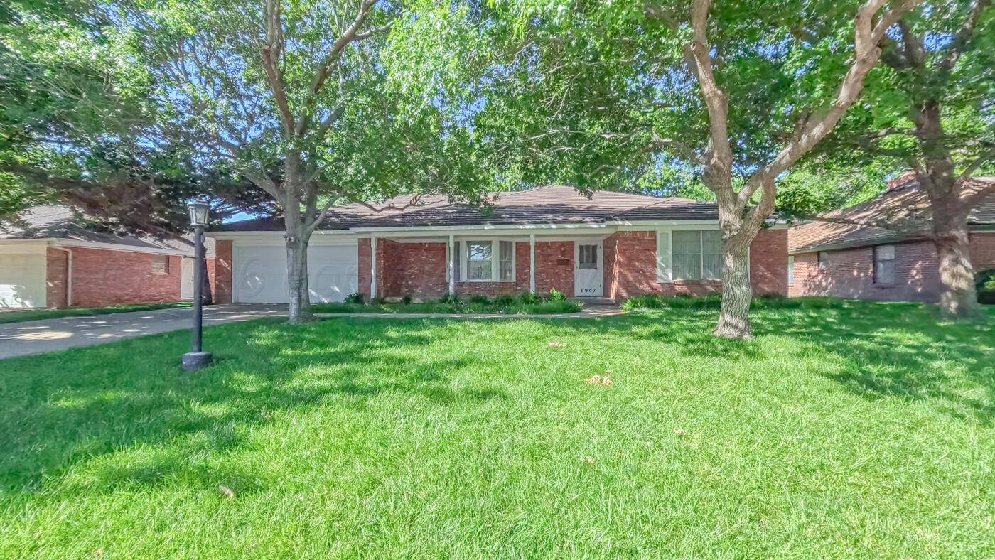 6907 Calumet Road Amarillo, TX 79106 - Photo 1 of 23 Front View