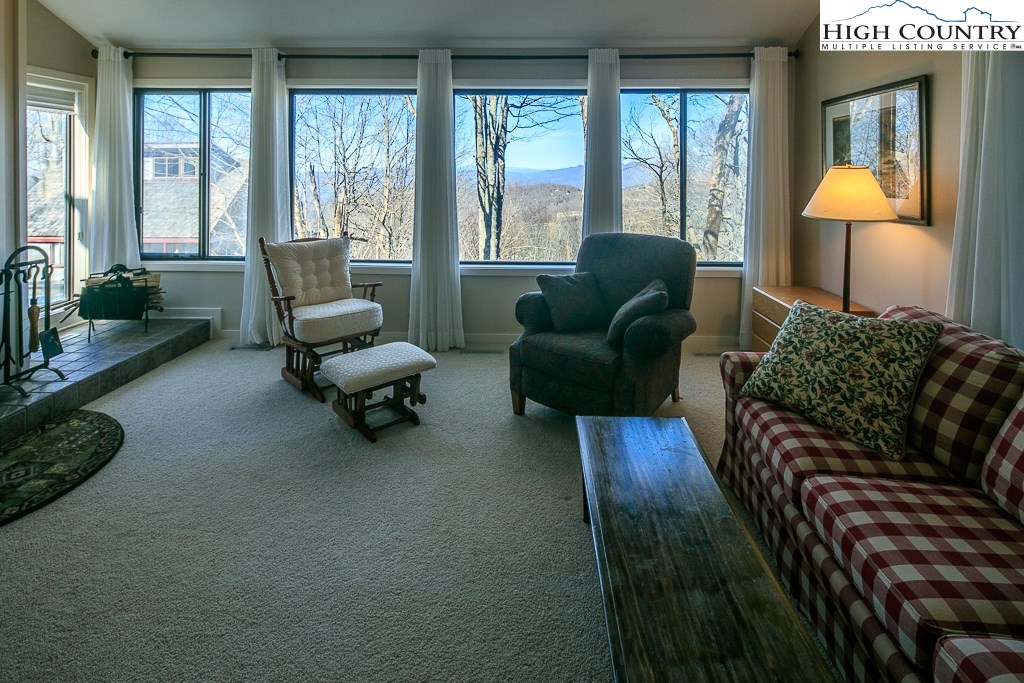 40 The Slopes Road Beech Mountain, NC 28604 - Photo 3 of 28 Gallery Image 3