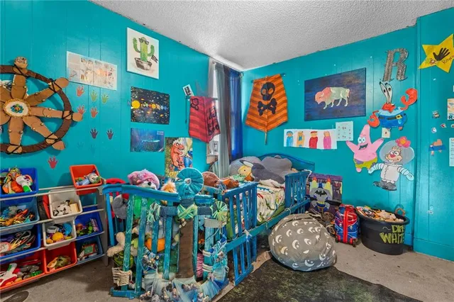 $135,000 | 301 West 13th Avenue, Emporia, KS 66801