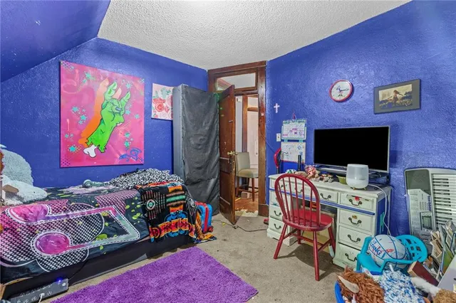 $135,000 | 301 West 13th Avenue, Emporia, KS 66801