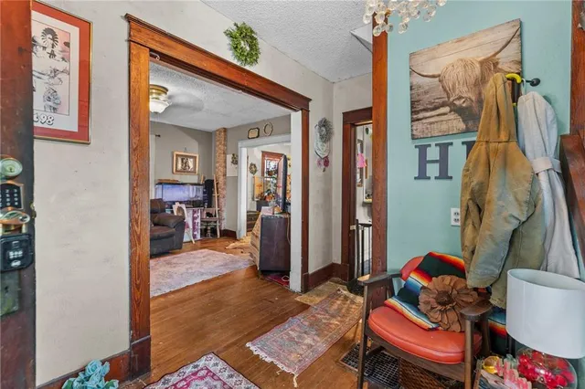 $135,000 | 301 West 13th Avenue, Emporia, KS 66801