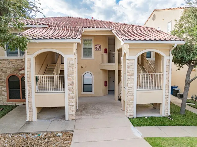 $499,000 | 2120 Portofino, Rockwall, TX 75032