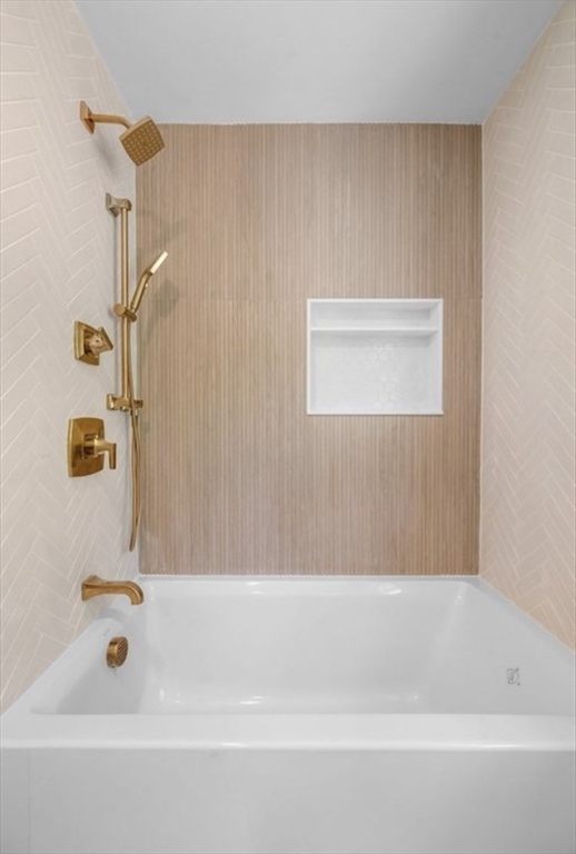 22 Abbott Road Waltham, MA 02452 - Photo 9 of 36
