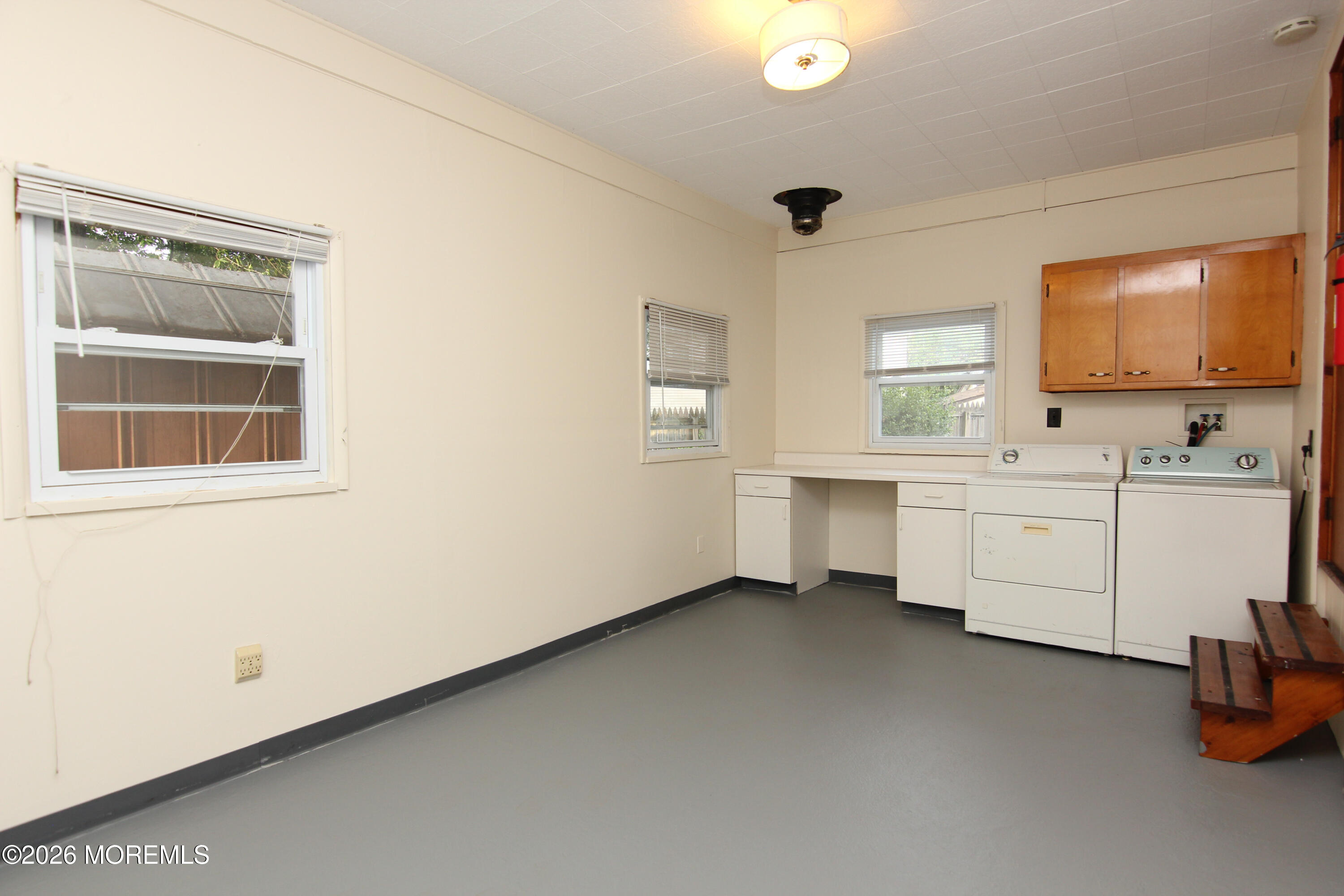 815 Shady Lawn Way Keyport, NJ 07735 - Photo 10 of 46 815 -10