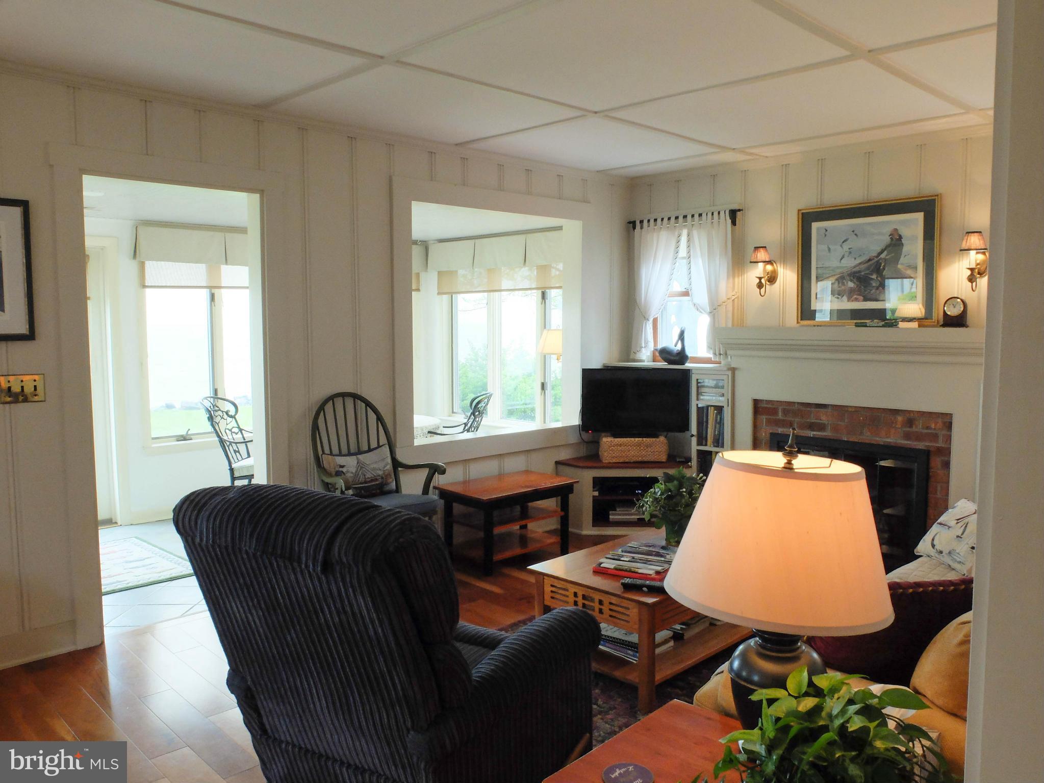 5830 Beach Road Rock Hall, MD 21661 - Photo 12 of 30 Living Room