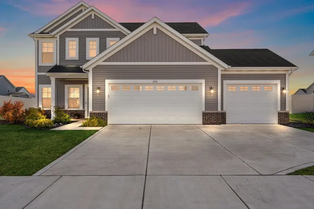 $444,900 | 206 Sweetbay Street, Valparaiso, IN 46385