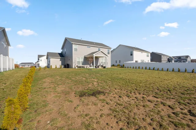 $444,900 | 206 Sweetbay Street, Valparaiso, IN 46385