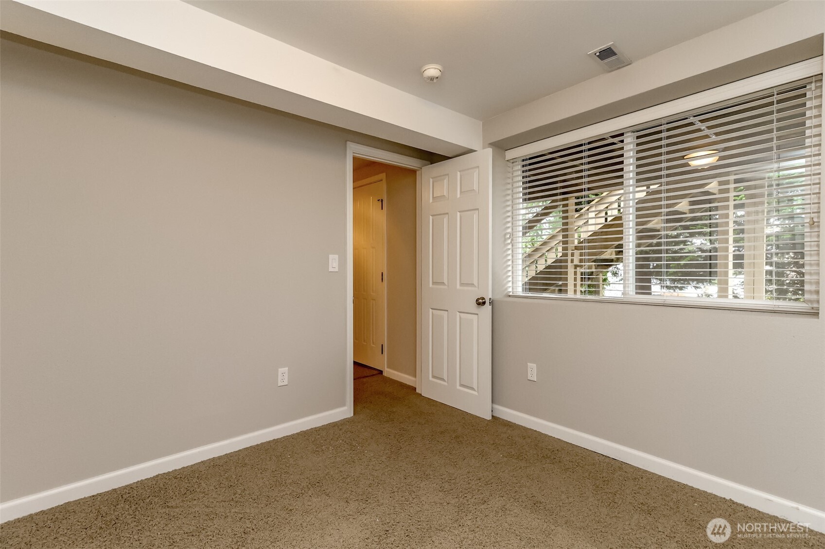 7117 40th Street West, Unit 7 University Place, WA 98466 - Photo 35 of 40