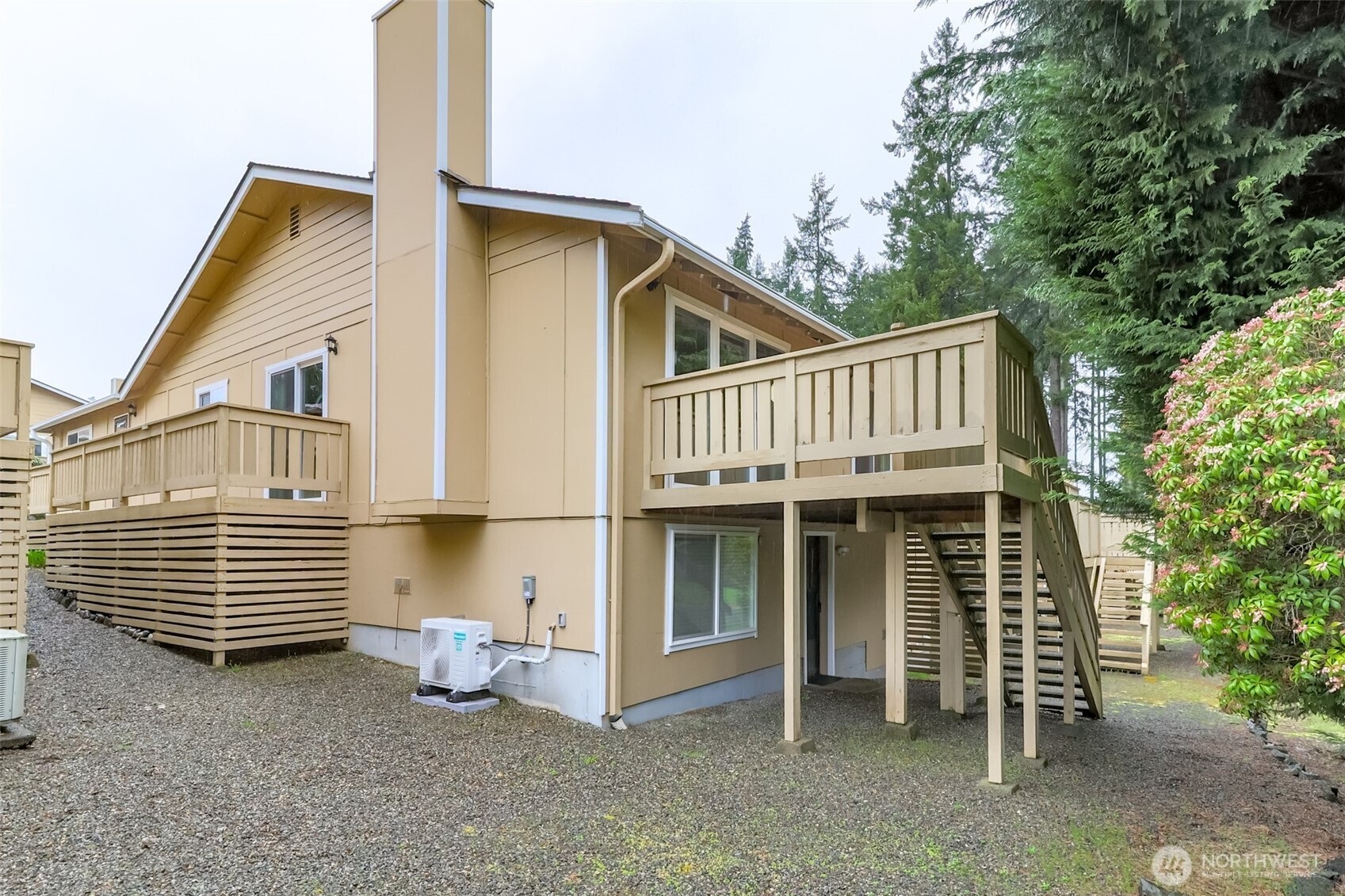 7117 40th Street West, Unit 7 University Place, WA 98466 - Photo 4 of 40