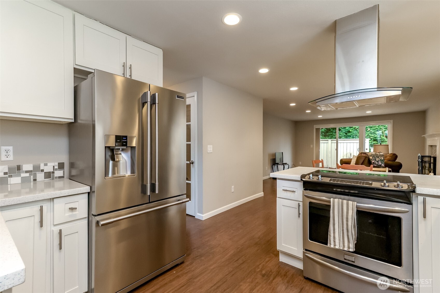 7117 40th Street West, Unit 7 University Place, WA 98466 - Photo 5 of 40