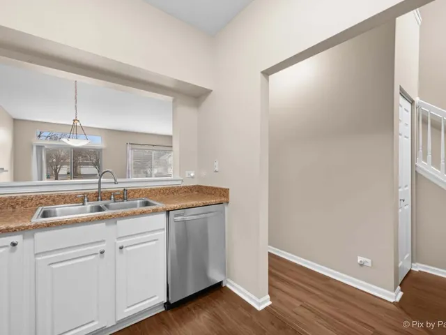 $289,000 | 1889 Stoneheather Avenue, Aurora, IL 60503