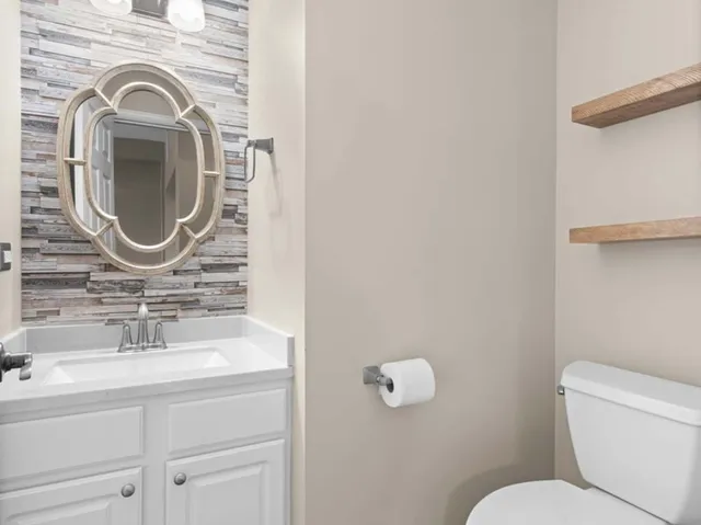 $289,000 | 1889 Stoneheather Avenue, Aurora, IL 60503