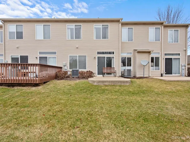 $289,000 | 1889 Stoneheather Avenue, Aurora, IL 60503