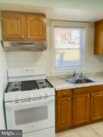 $387,900 | 7020 Taylor Terrace, Hyattsville, MD 20784